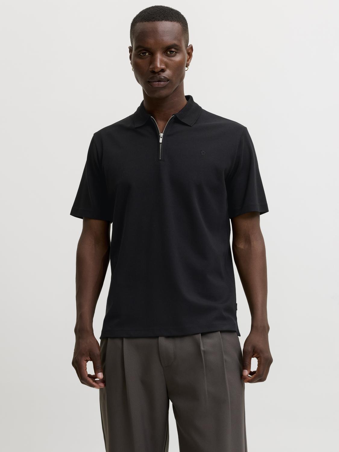 model_shot-front
